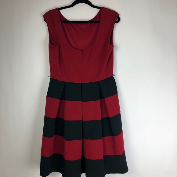 Tiana B. Burgundy and Black Dress. Size 12. - Picture 6 of 8